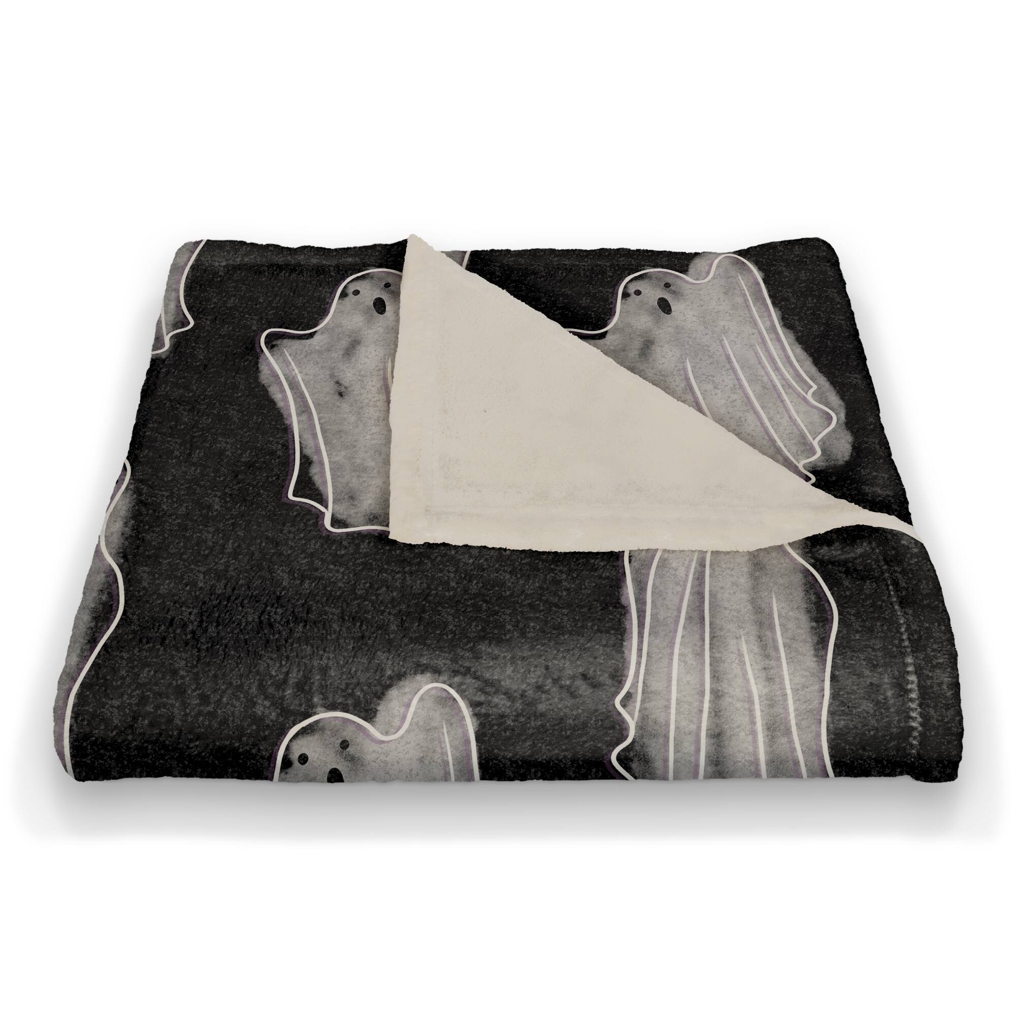 Black Haunty Ghost Pattern Fleece Blanket